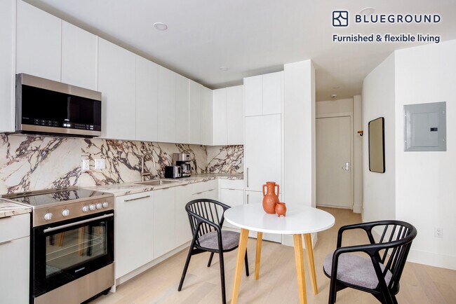 Foto del edificio - 300 W 21st St