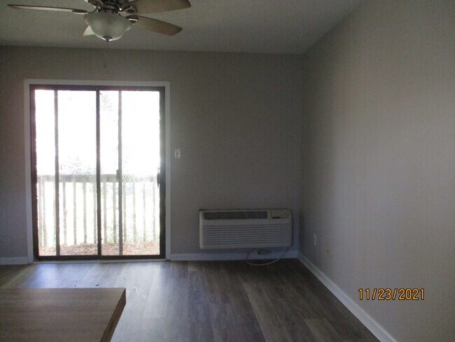 Foto del edificio - 208 Misenheimer Dr NW