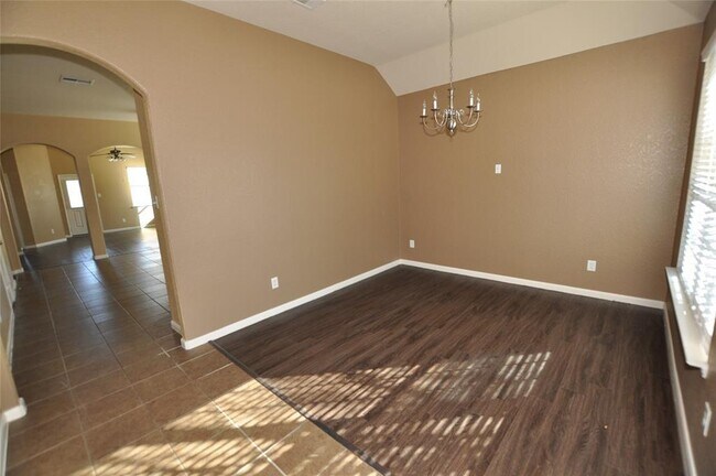 Foto del edificio - 22415 Toronado Ridge Ln