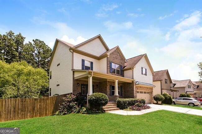 Building Photo - 5552 Leaf Ridge Ln NE