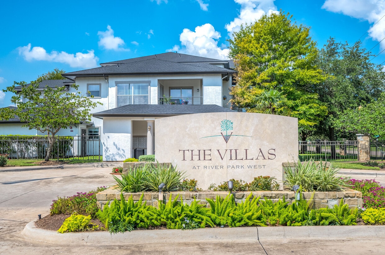 21811 Wildwood Park Rdnull
