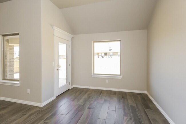 Building Photo - 5317 Riverrun Ct