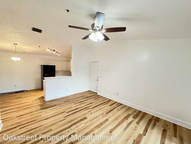 Building Photo - 1 br, 1 bath House - 5570 NW 61st Street #...