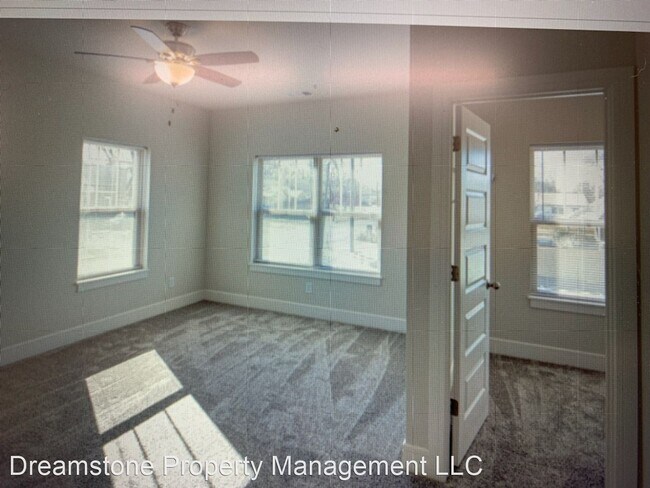 Building Photo - 2 br, 2.5 bath House - 120 Hartsville Court