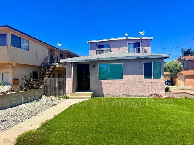 Photo - 922 W 25th St House