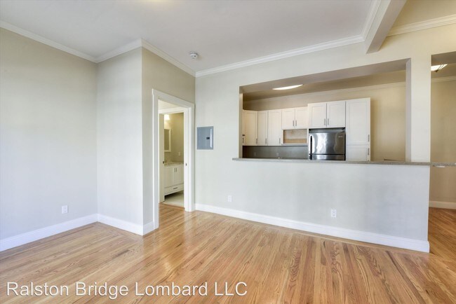 Building Photo - 1304 Lombard St
