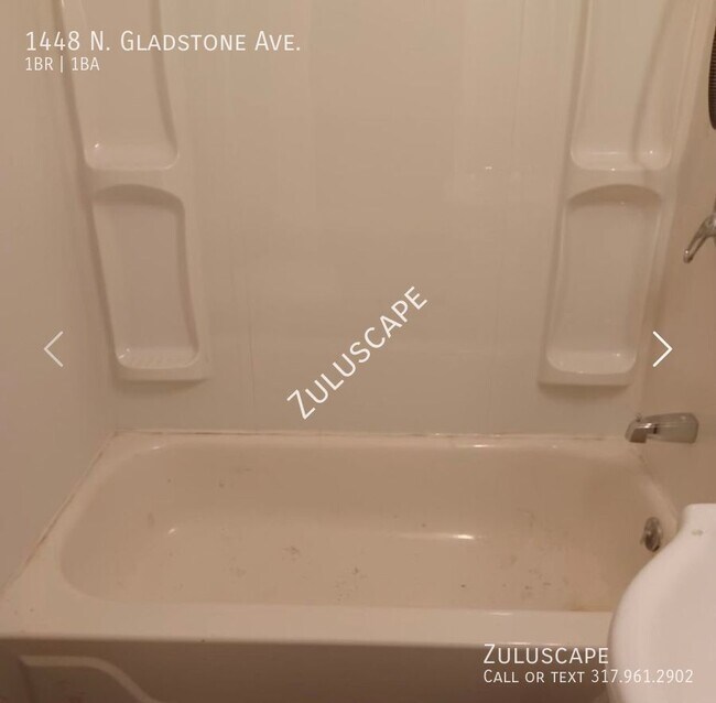 Building Photo - 1448 n. Gladstone / 1 bed 1 bath on Indy's...