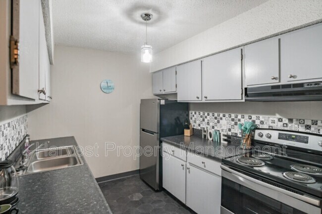 Foto del edificio - 925 W 29th St S
