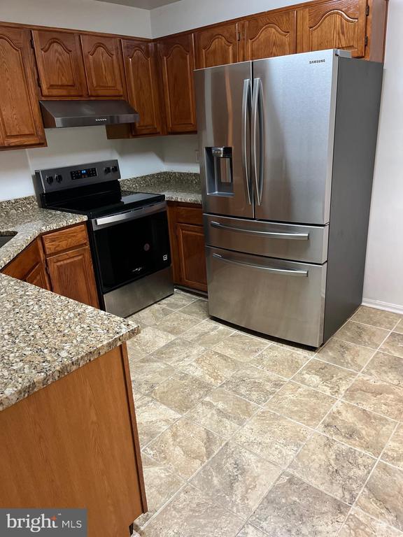 Foto del edificio - 33 Hiddencreek Ct