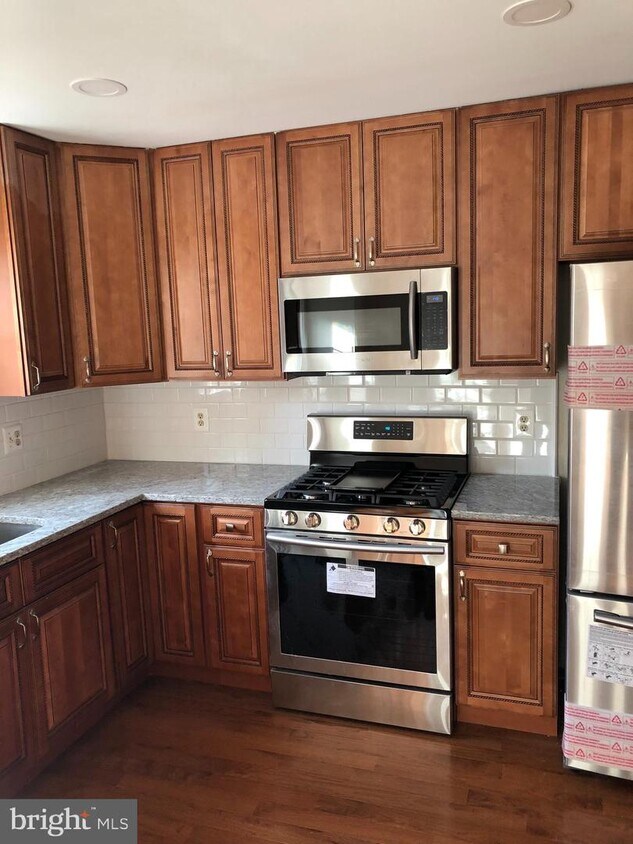 3161 Bradford Wood Ct, Oakton, VA 22124 Townhome Rentals in Oakton VA