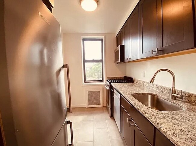 Foto del edificio - 1623 3rd Ave