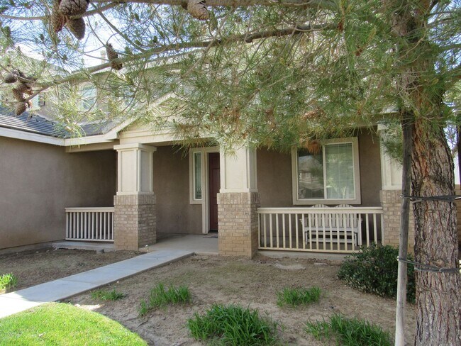 Building Photo - (APPLICATION PENDING) Quartz Hill Home
