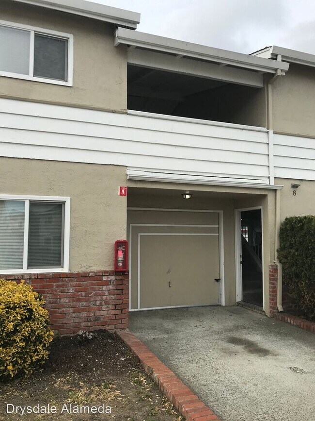 Foto del edificio - 21631-21663 Garden Ave