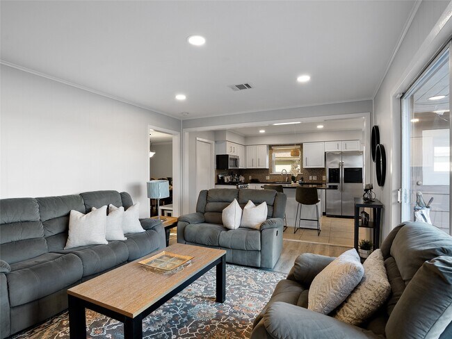 Foto del edificio - 9403 Timberside Dr