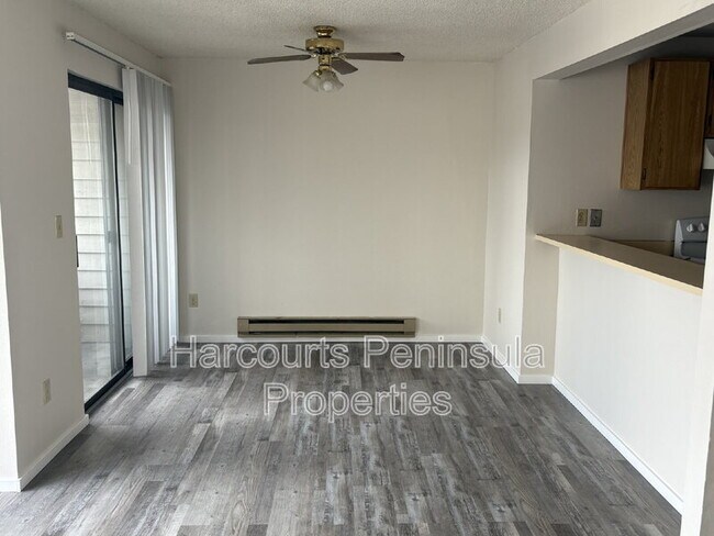 Foto del edificio - 1115 Wheaton Wy