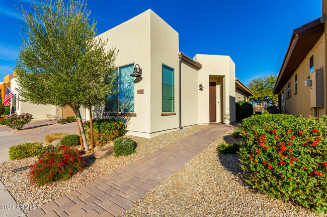 Building Photo - 36099 N Copper Hollow Way