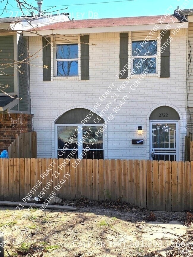 Building Photo - 2722 John Ashley Dr