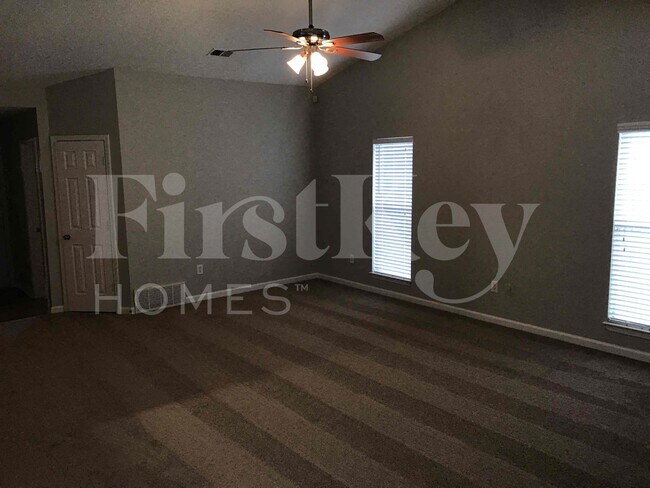 Foto del edificio - 7800 Parkview Cir E
