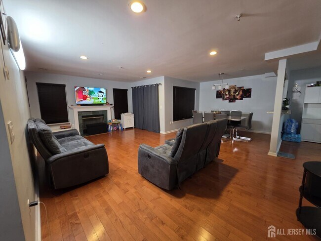 Foto del edificio - 78 Chariot Ct