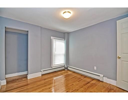 Building Photo - 14 Parkman St