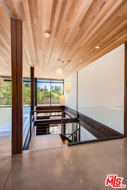 Foto del edificio - 12321 Rochedale Ln