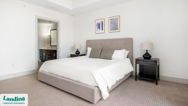 Building Photo - 777 Preston St