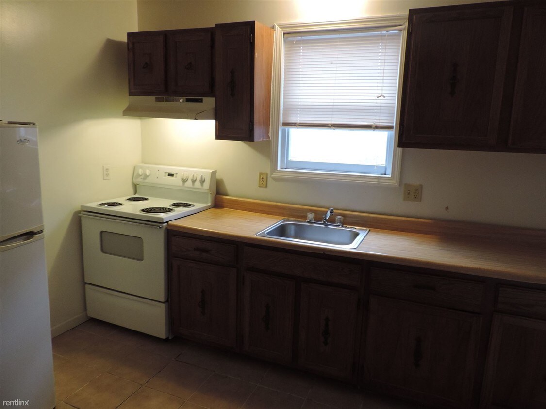 Building Photo - Studio, 1 bath Apartment - 14 Clinton Ave