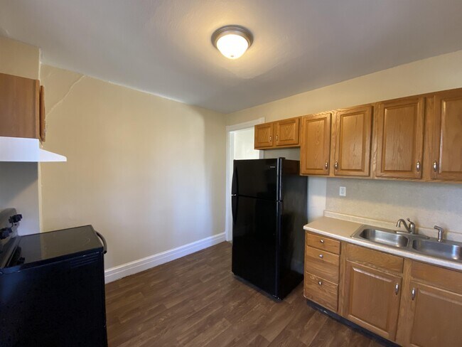 Foto del edificio - 130 N Grant St