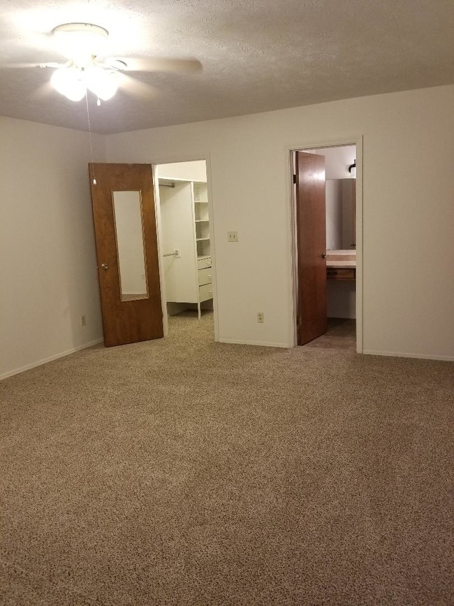 Building Photo - 1481 Sanzon Dr