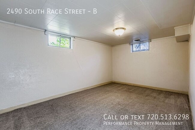 Building Photo - 2490 S Race St