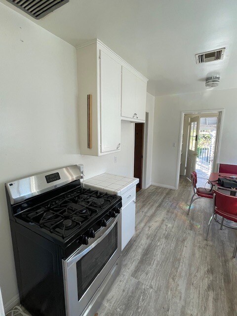 Foto del edificio - 808 N Valley St