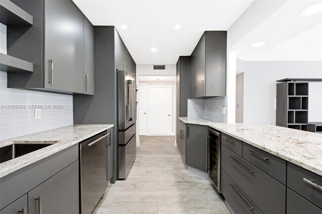 Foto del edificio - 3700 Galt Ocean Dr