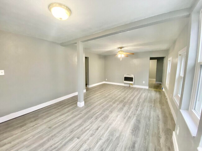 Building Photo - 708 N 17th St