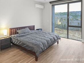 Building Photo - 1522 W Fulton Rd