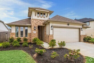 Building Photo - 3400 Acacia Grv Ln