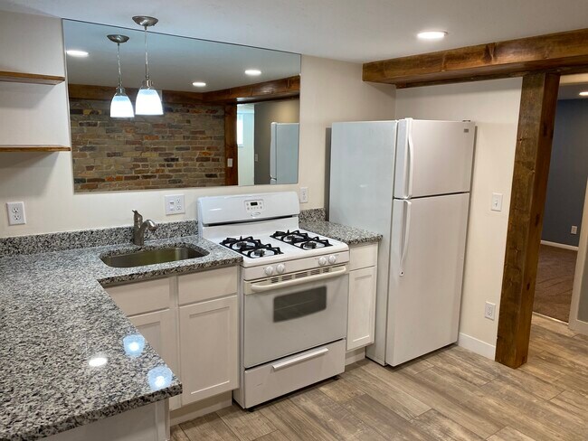 Newly remodeled Kitchen - 528 E Elm Ave