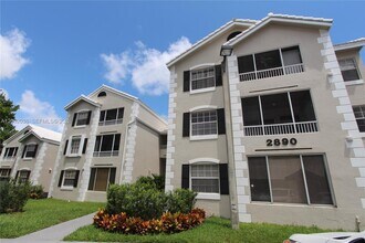 Building Photo - 2890 N Oakland Forest Dr