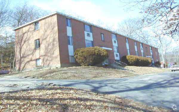 Primary Photo - 130 Dean Ave