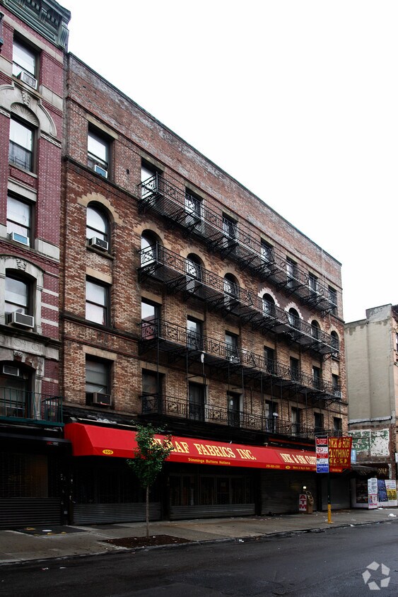 Primary Photo - 161 Orchard St