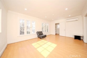 Building Photo - 736 S Gramercy Dr