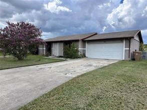 Building Photo - 263 La Paz Dr