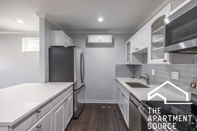 Foto del edificio - 2215 W Wellington Ave