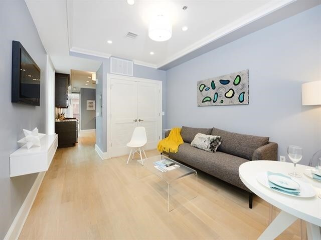 Foto del edificio - 500 Jefferson St