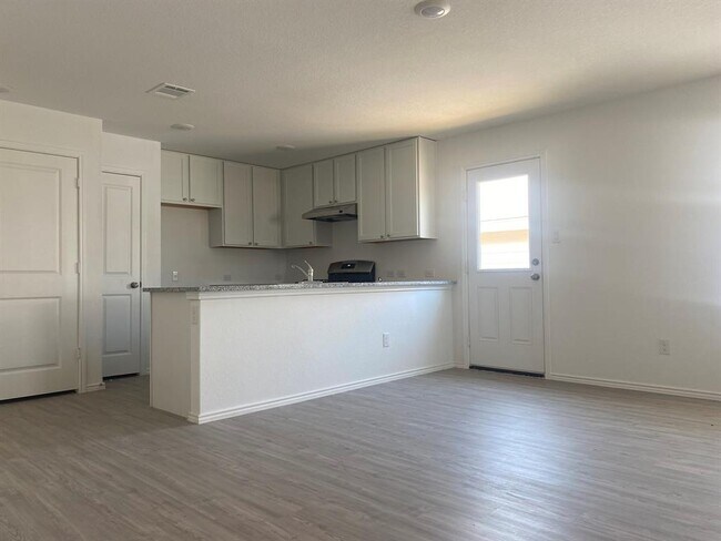 Foto del edificio - 7102 Satellite Wy