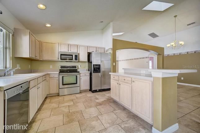 Foto del edificio - 5 br, 4 bath House - 2812 Long Leaf Pine St