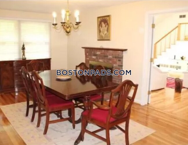 Foto del edificio - 39 Woodpark Cir