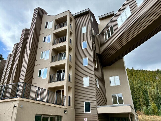 Foto del edificio - 310 Iron Horse Way