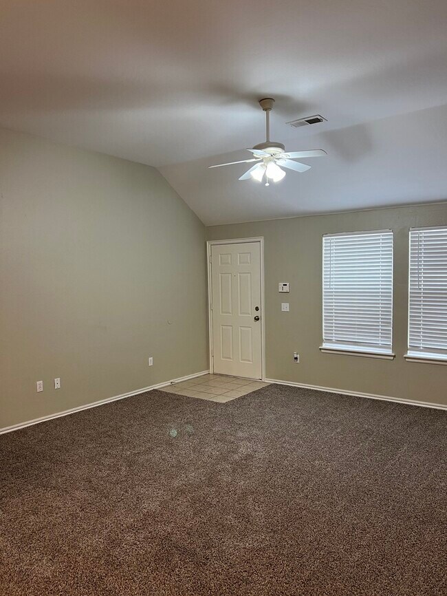 Building Photo - 1302 Commerce Dr Norma OK 73071