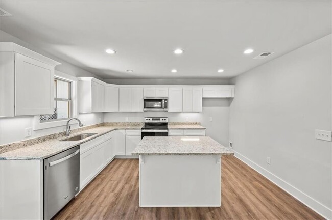 Foto del edificio - 5325 Cherokee Trail