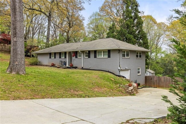 Foto del edificio - 2341 Elmwood Cir SE